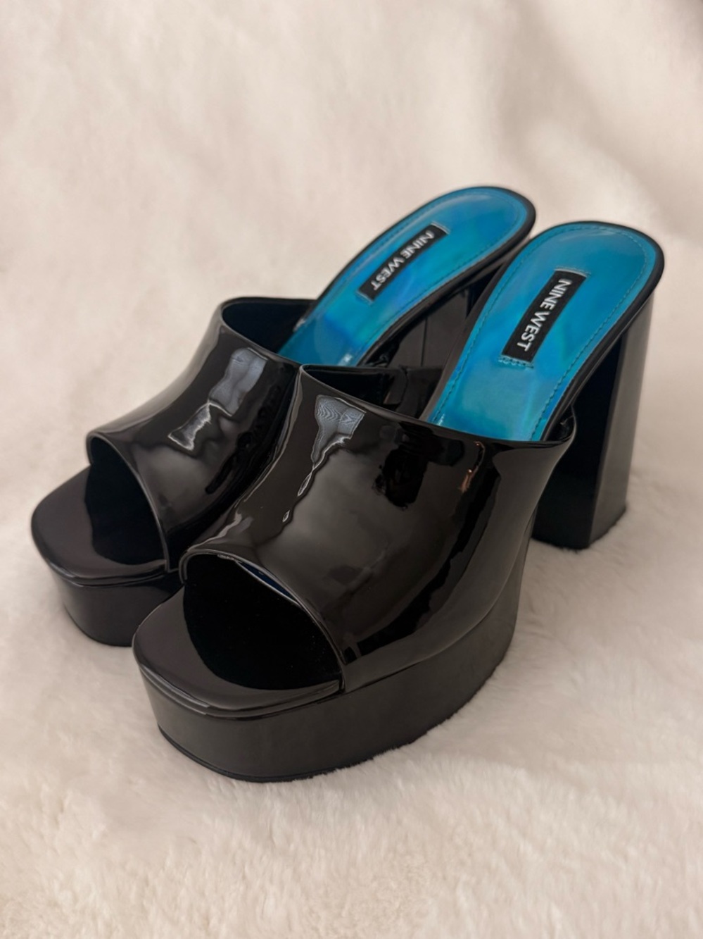 🌺 BRAND NEW Nine West Black Patent Platform Block Heels with Blue Insole Size 7